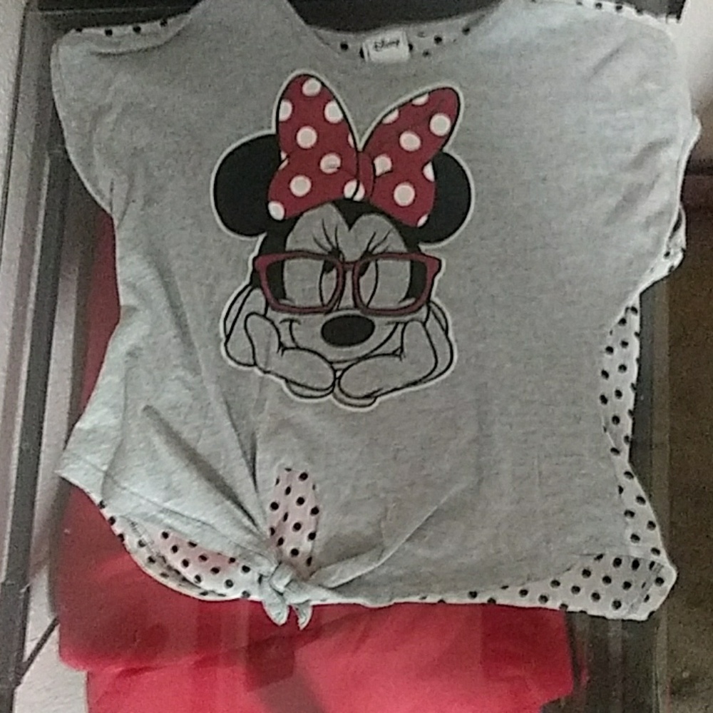Minnie mouse shirt